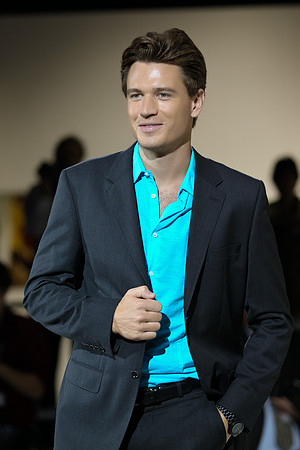 140 RunwayModels